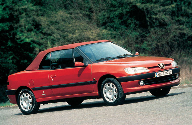 Peugeot 306 capote fermée