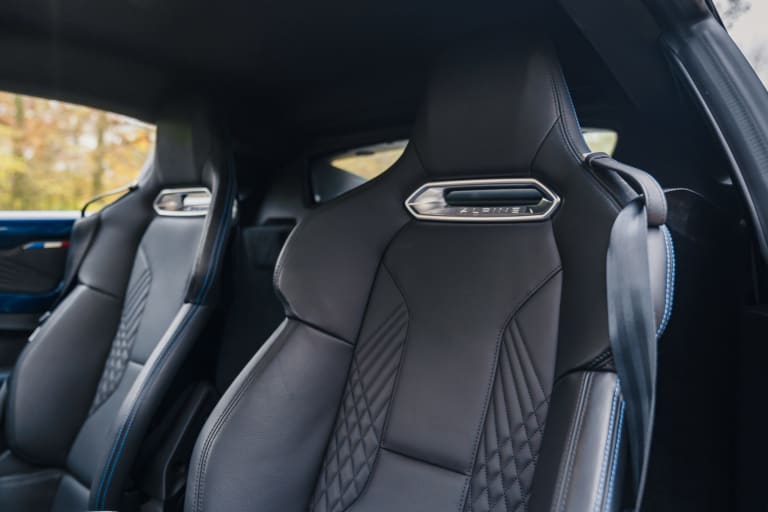 Zoom sur la sellerie