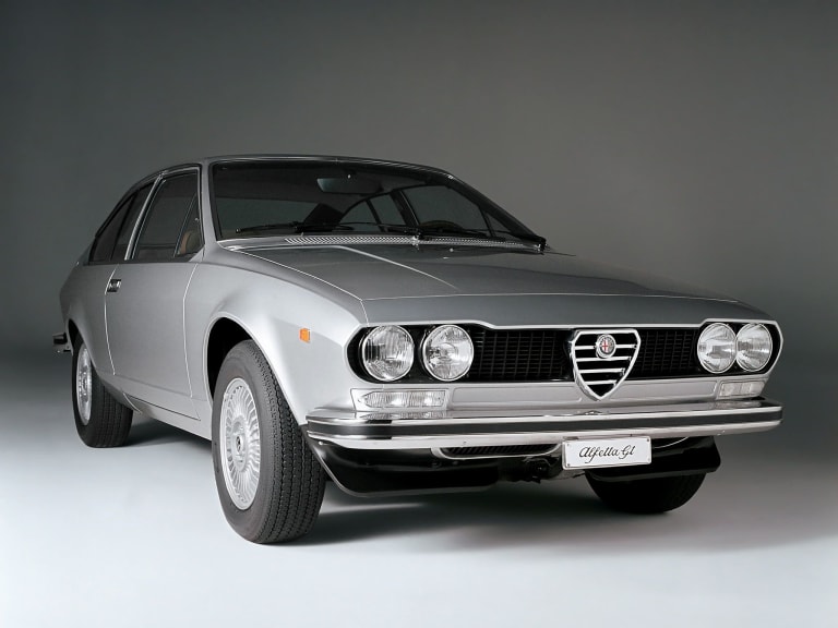 116-1974-alfa-alfetta-wallpaper-e667877b86683d6dfa58ef837232e0ff.jpg