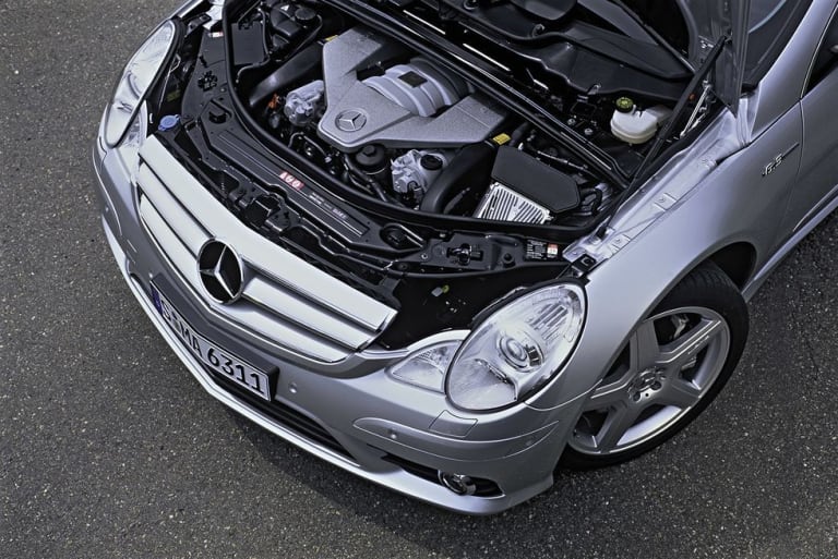1477583542-r-63-engine.jpg