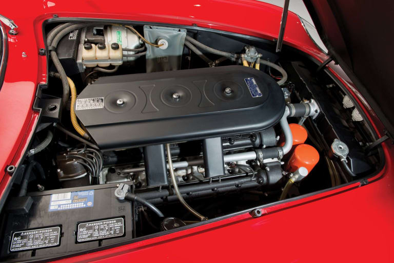 1967_Ferrari_275GTS4NARTSpyder-8-1536.jpg