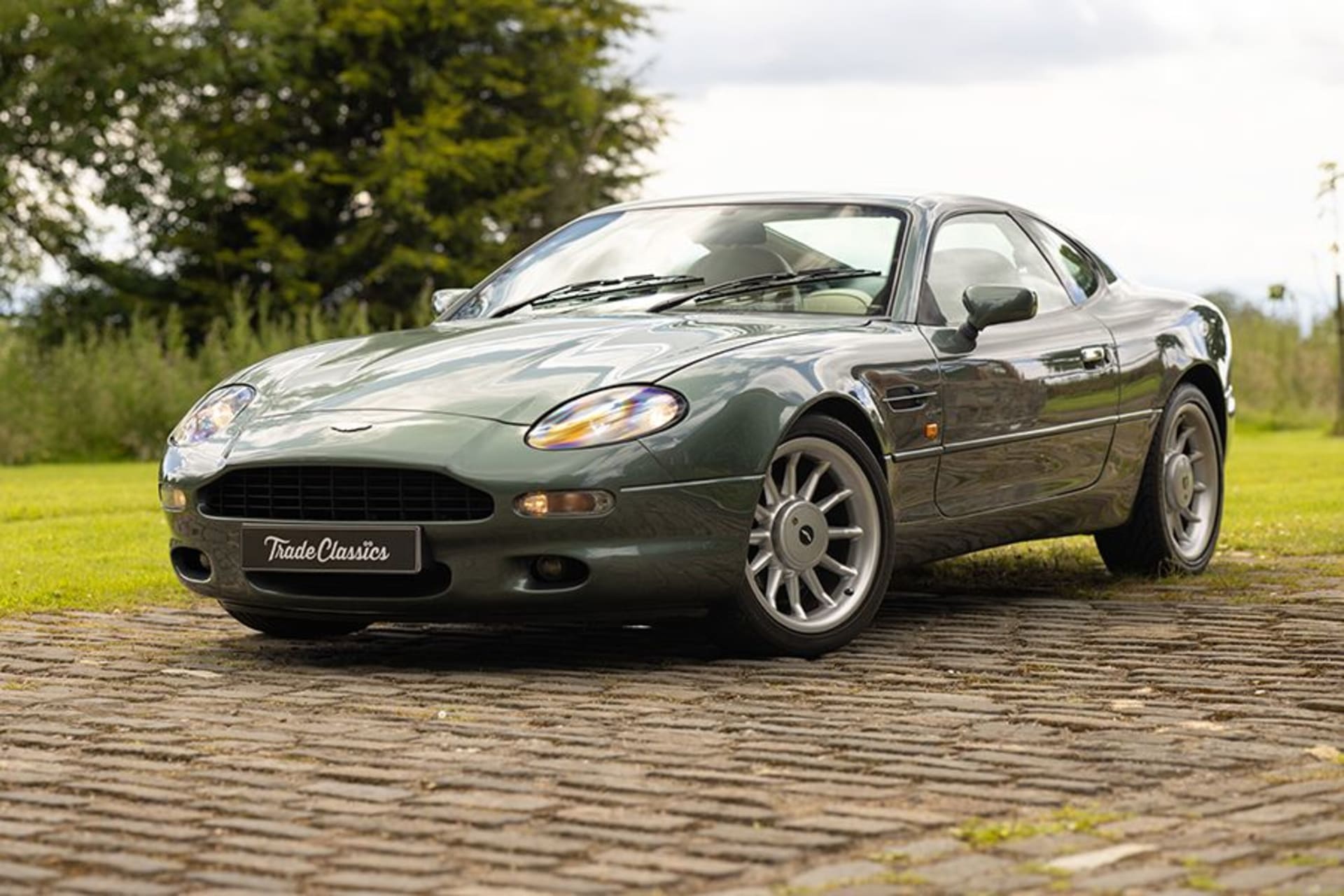 Aston Martin DB7