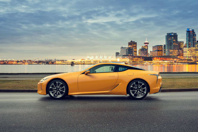 19-03-27-gallery-lexus-lc-inspiration-canada-7.jpg