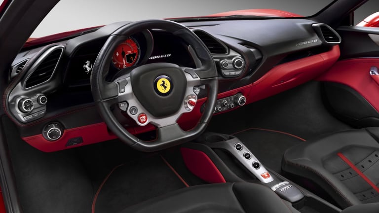 2016-Ferrari-488-GTB-006-1080.jpg