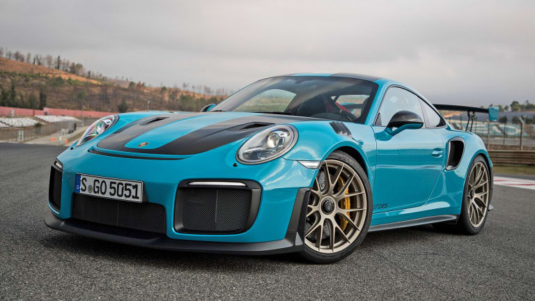 2018-Porsche-911-GT2-RS-013-1080.jpg