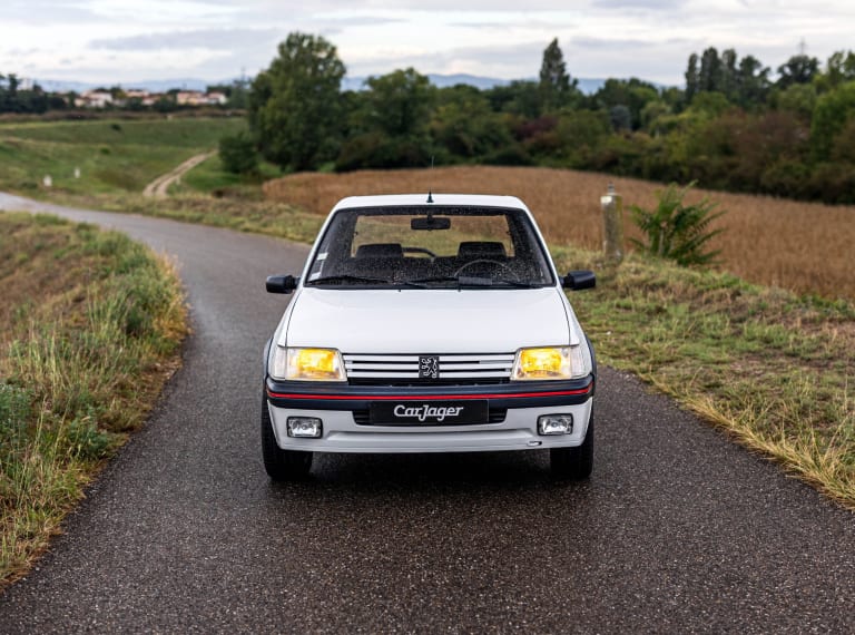 205-GTI-Vaux-en-Velin-Carjager-2-scaled.jpg