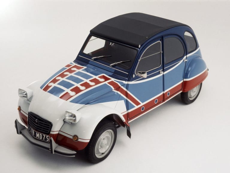 Citroën 2CV Basket : la voiture des "djeuns" !