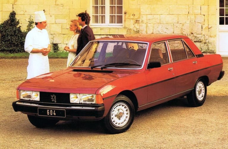 Peugeot 604 : apprentissage difficile pour la grande berline sochalienne