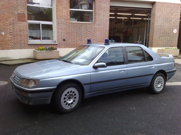 Peugeot 605 SV24 "Banque de France" Labbé : 605 blindée... de thunes ?