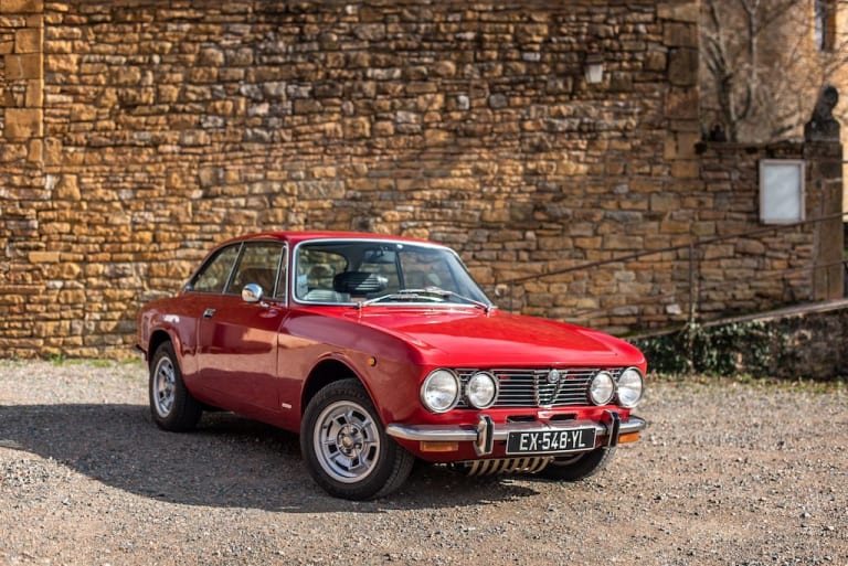 Alfa Romeo Giulia GT 2000 Véloce coupé Bertone : ‘Ma come no ?!’
