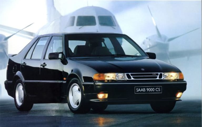 Saab 9000 : un premier pas vers le luxe