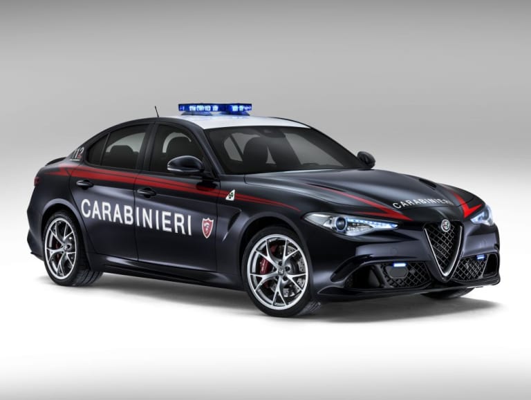 Alfa Romeo Giulia Quadrifoglio "Carabinieri" : un beau coup de pub