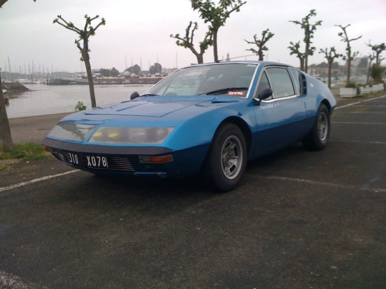 Caisse de lecteur: l'Alpine A310 1600 VE de Pierre !