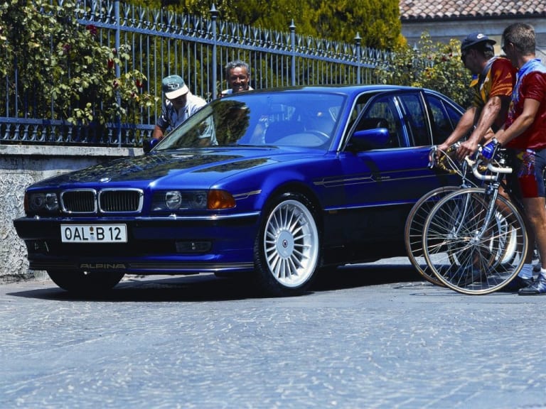 Alpina-B12-E38-57-02-min.jpg