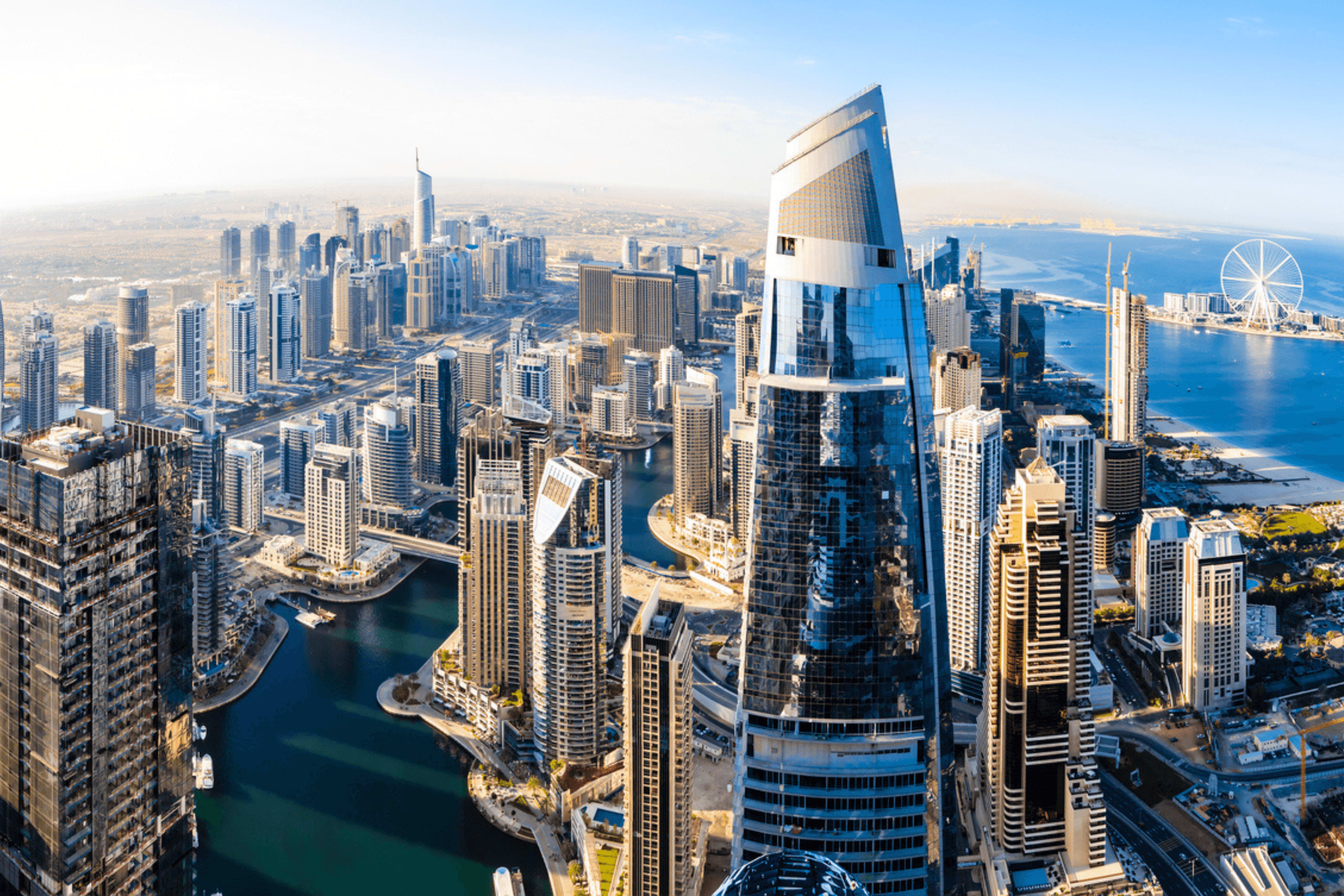Mercedes se lance dans un gigantesque projet immobilier de 12 tours à Dubaï