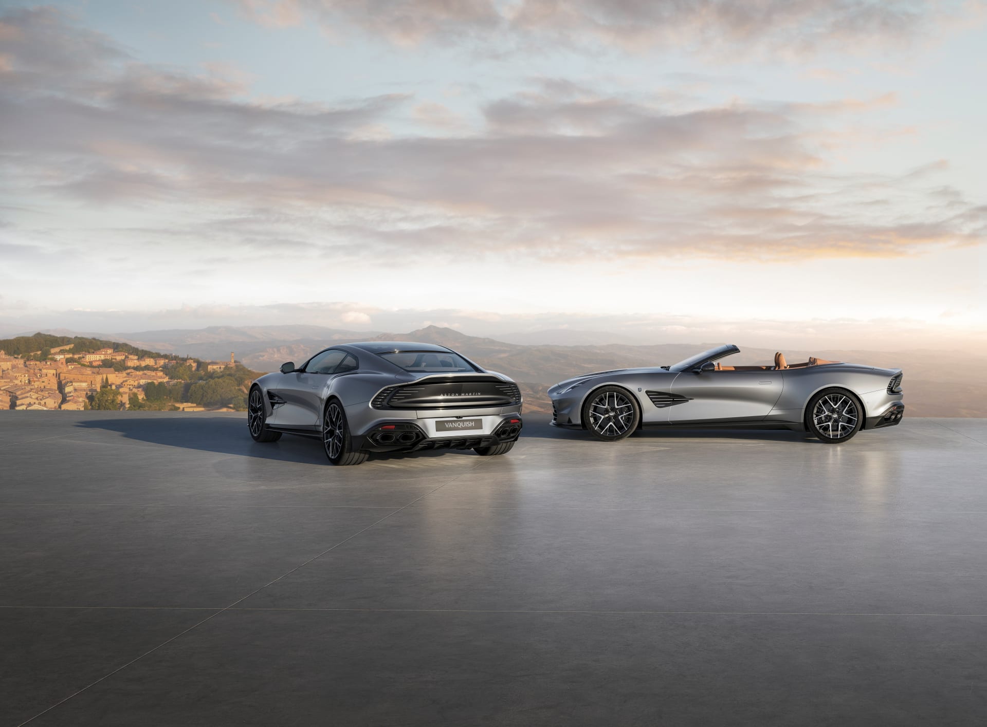 Aston Martin Vanquish : les vingt-cinq ans d’une légende