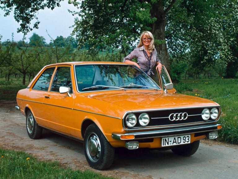 Audi-80-B1-2-portes-04.jpg