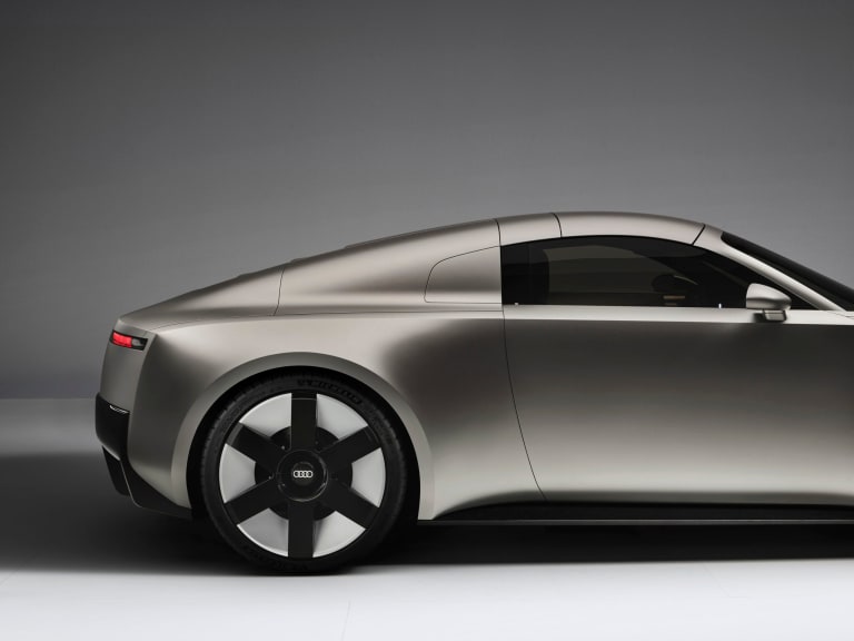 Audi_Concept_C-5-scaled.jpg