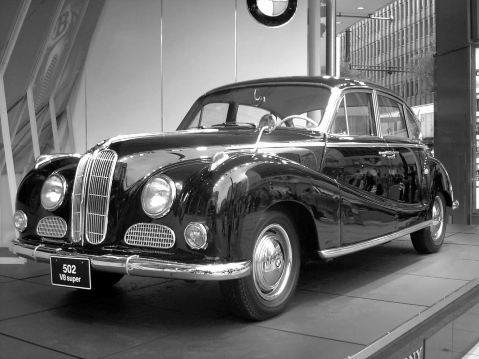 BMW 502 : un brin cérémonieuse