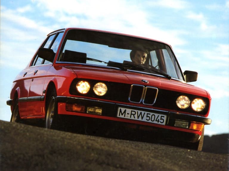 BMW série 5 E28 : le dernier Shark Nose !