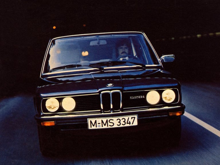 BMW-528i-01.jpeg
