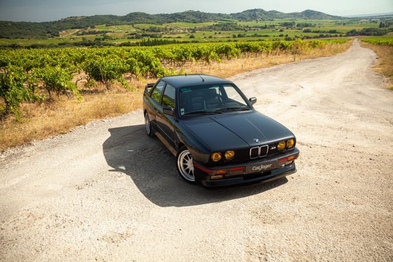 BMW M3 E30 : le guide d'achat complet (versions, cote 2026, points à vérifier)