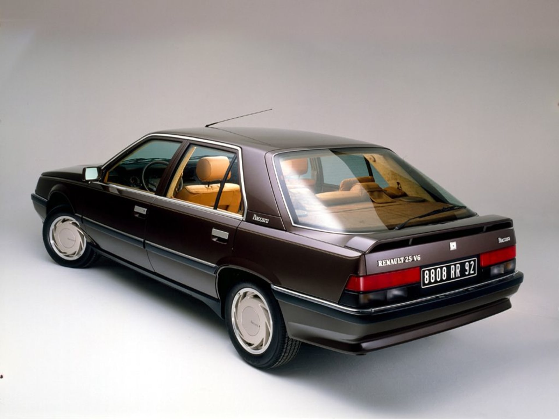Renault 25 V6 Turbo Baccara : le nec plus ultra !