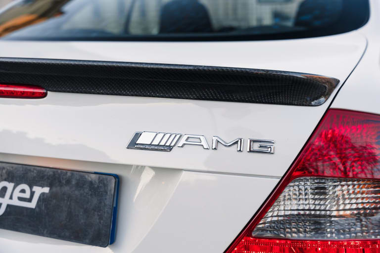 CJVGT0202251802OHO-exteriors-h7ScoONuD_3eY2xfpgAvf-clk-63-amg-scaled.jpg