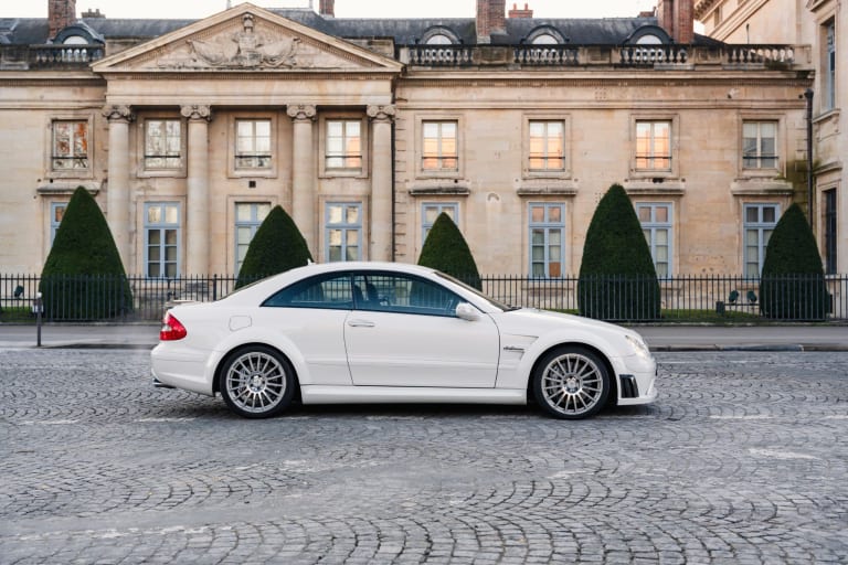 CJVGT0202251802OHO-exteriors-jab3k2aOPpwaTsubfghcR-clk-63-amg-scaled.jpg