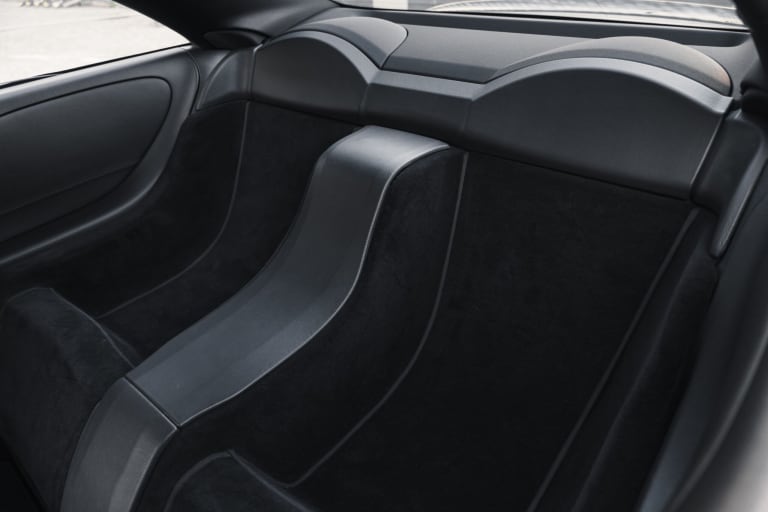 CJVGT0202251802OHO-interiors-fM77Aa0iewL4P6g3F1mvW-clk-63-amg-scaled.jpg