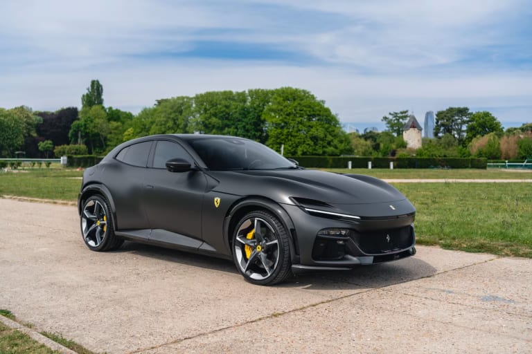 Porsche et Maserati en crise : l’incroyable ascension de leur rival inattendu