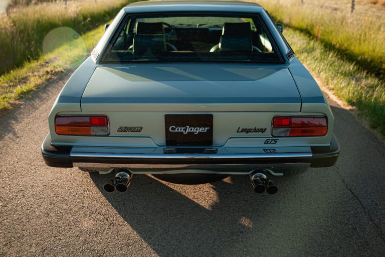 CJVYT1107241028JSF-exteriors-J2r7oQBhbh-h6bkJj83ZS-longchamp-scaled.jpg