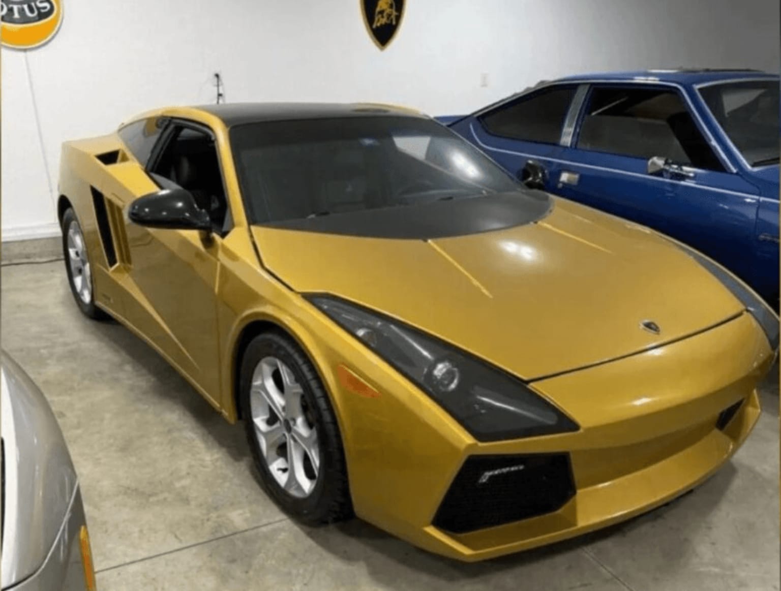 Un détail sur les roues trahit cette fausse Lamborghini, sauriez-vous le voir ?