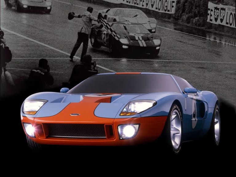 Ford GT 2005 : le trait d'union