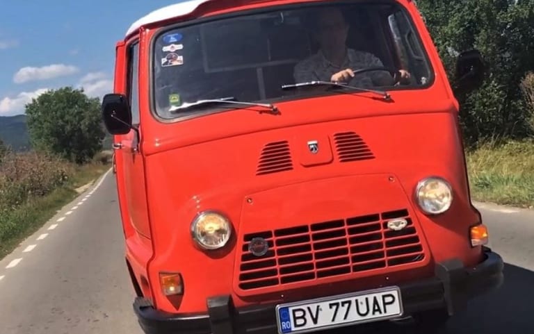 Dacia D6 : une Estafette roumaine rarissime !