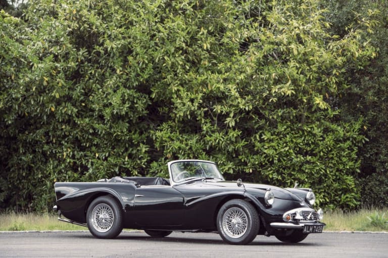Daimler SP 250 : l'épine dans le pied de Jaguar !