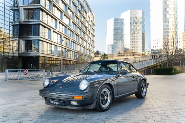 Photo Porsche 911 3.2 Carrera 1988