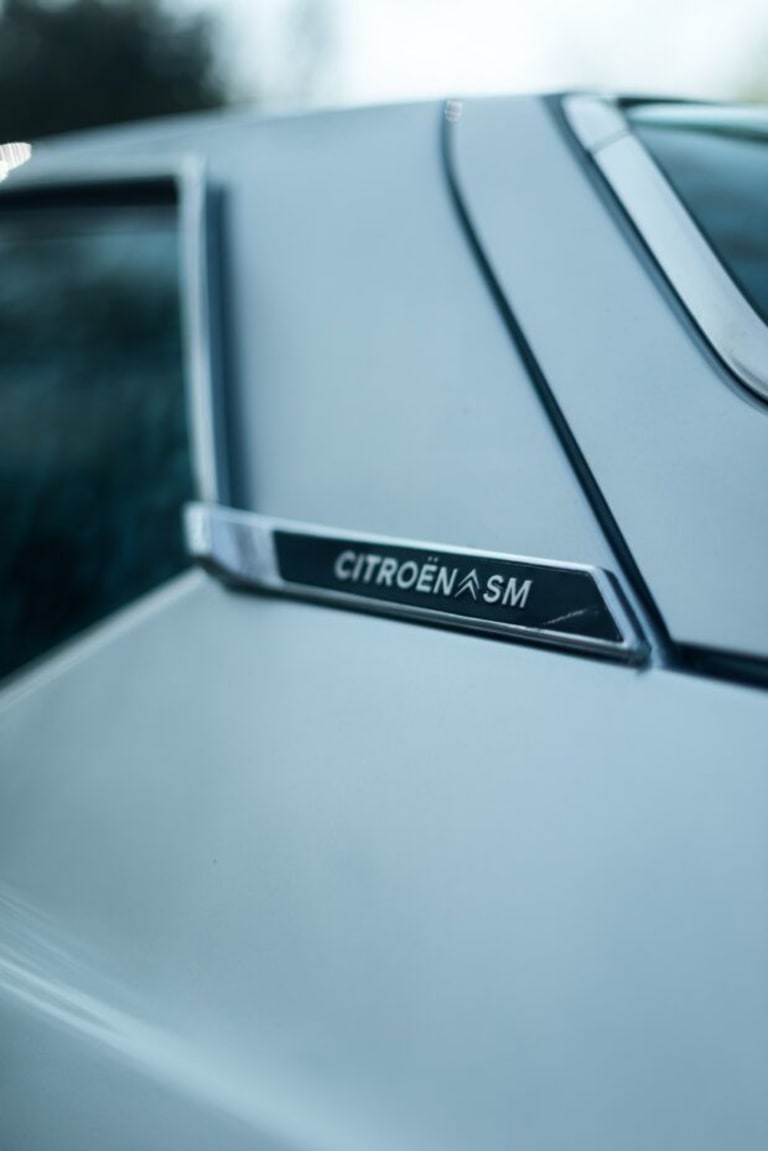 Citroën SM zoom sur la porte arrière