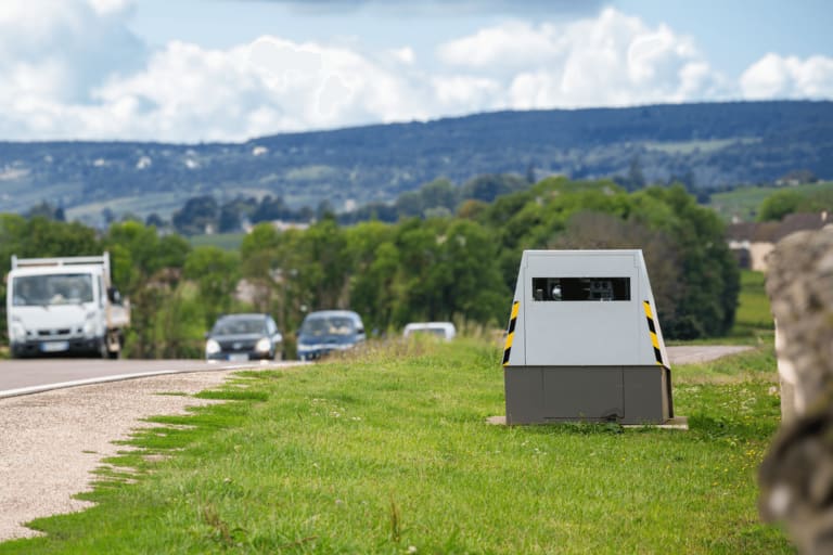 Marseille : ce nouveau radar à 50 km/h fait un carnage… et finit déjà vandalisé