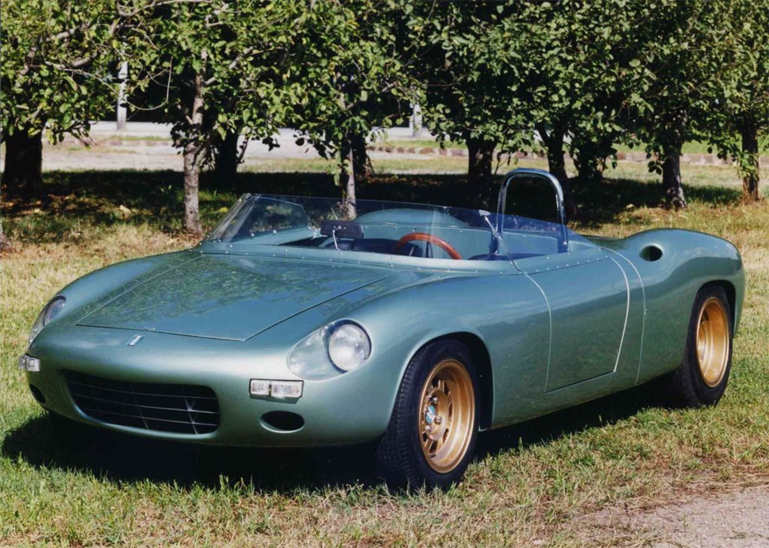 De Tomaso Vallelunga : les débuts d'un tycoon de l'automobile