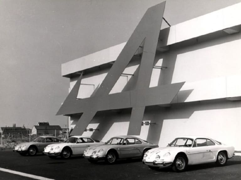 Dieppe, avenue de Bréauté : de l'Alpine A110 à l'Alpine A110