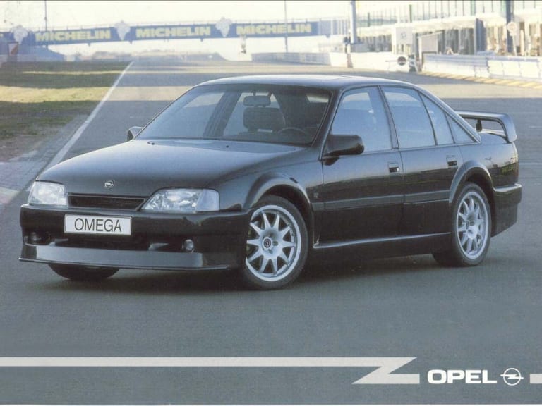 Opel Omega Evolution 500 : plus rare encore que l'Omega Lotus !
