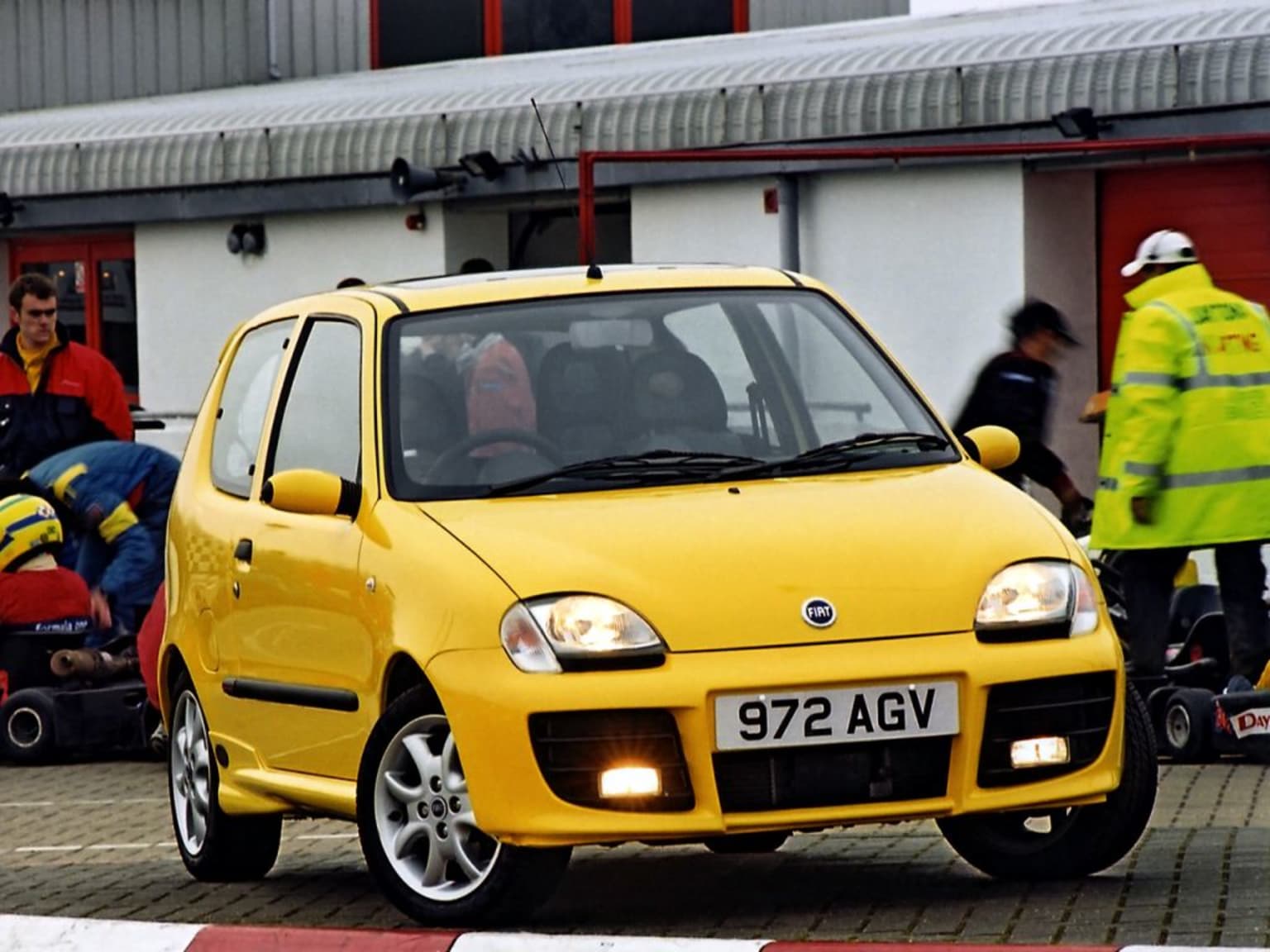 Fiat Seicento "Michael Schumacher": une série limitée pour fêter la victoire