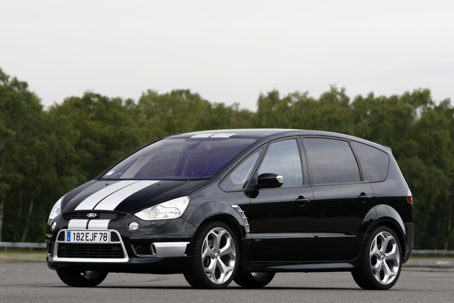 Ford S-Max 260 LMC : monospace "hautes performances" unique en son genre