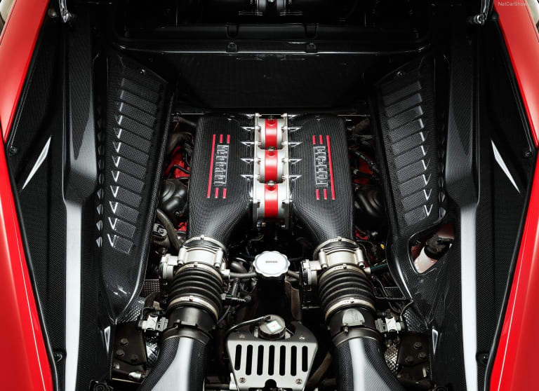 Ferrari-458_Speciale-2014-Engine_Bay.99284c29-aspect-ratio-1920-1396.jpg