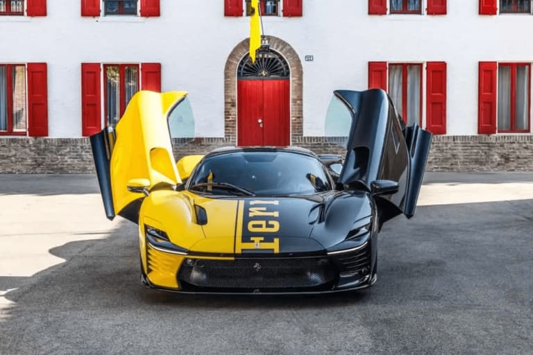 26 millions de dollars pour une Ferrari neuve : cette Daytona SP3 affole déjà les collectionneurs