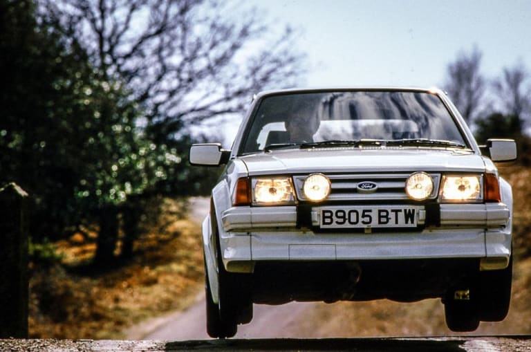 Ford Escort RS Turbo : gros coeur et châssis chewing-gum