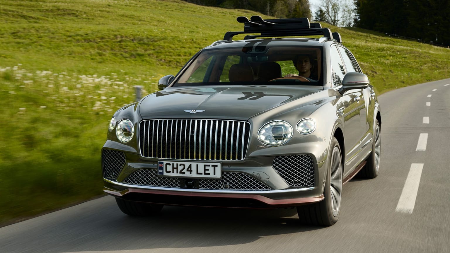 Bentley Bentayga EWB Chalet Edition : en route pour Gstaad