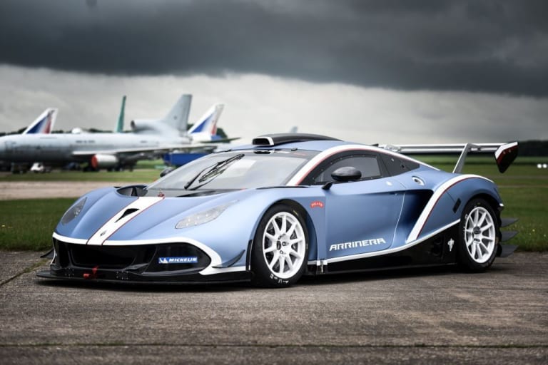 Arrinera Hussarya GT : la supercar polonaise