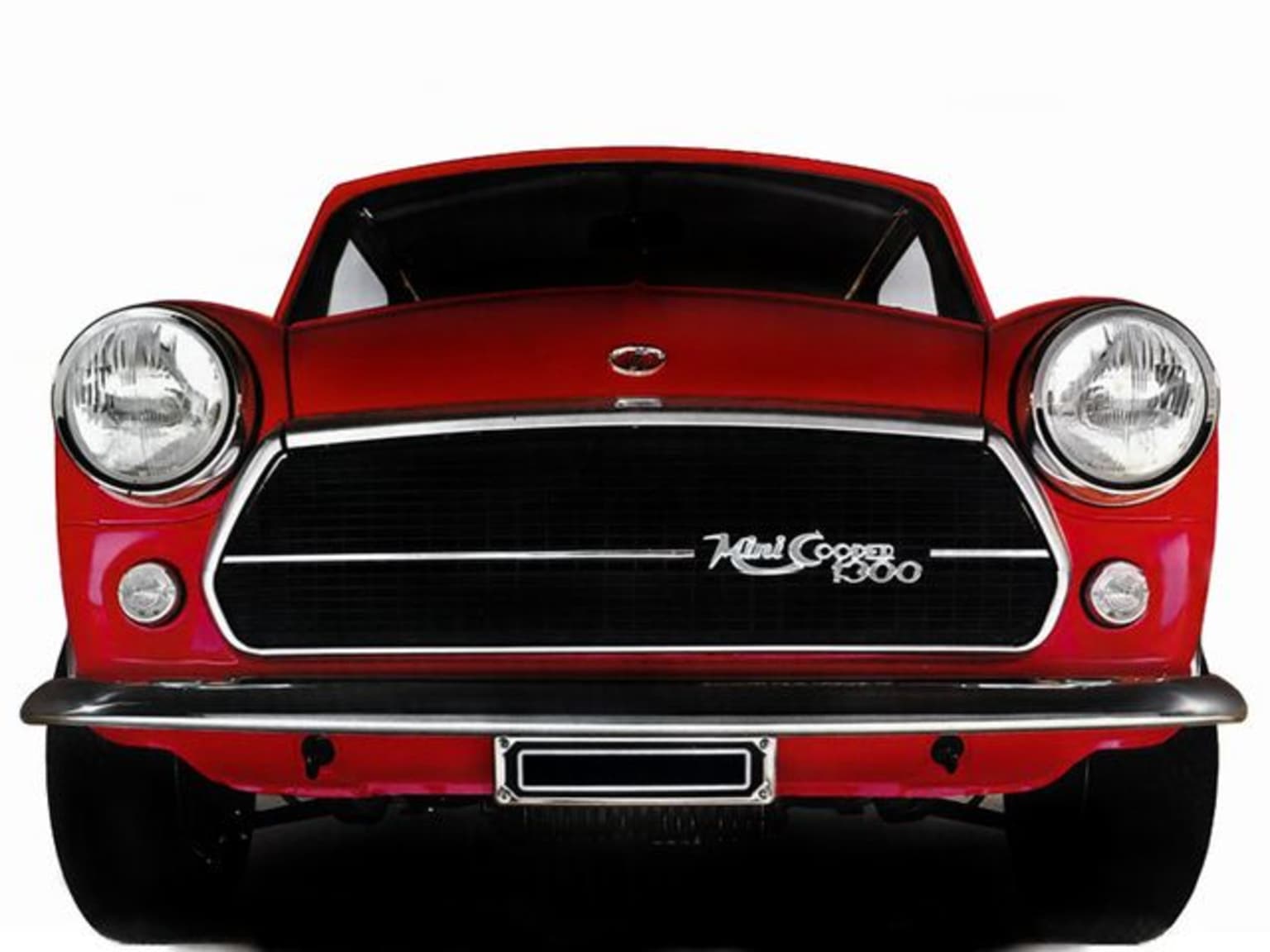 Innocenti Mini (ADO15/ADO20) : une Anglaise chez les Ritals